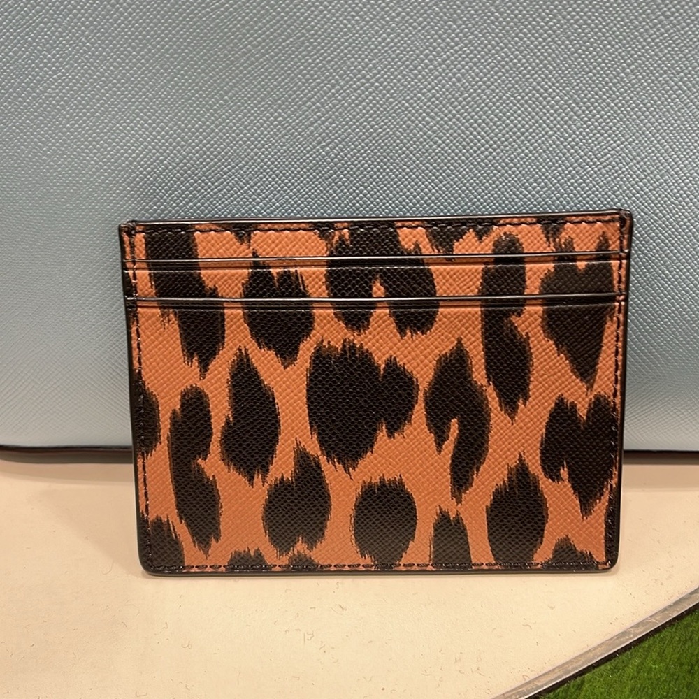 Kate Spade Schuyler Small Slim Card Holder
NWT - Picture 10 of 16